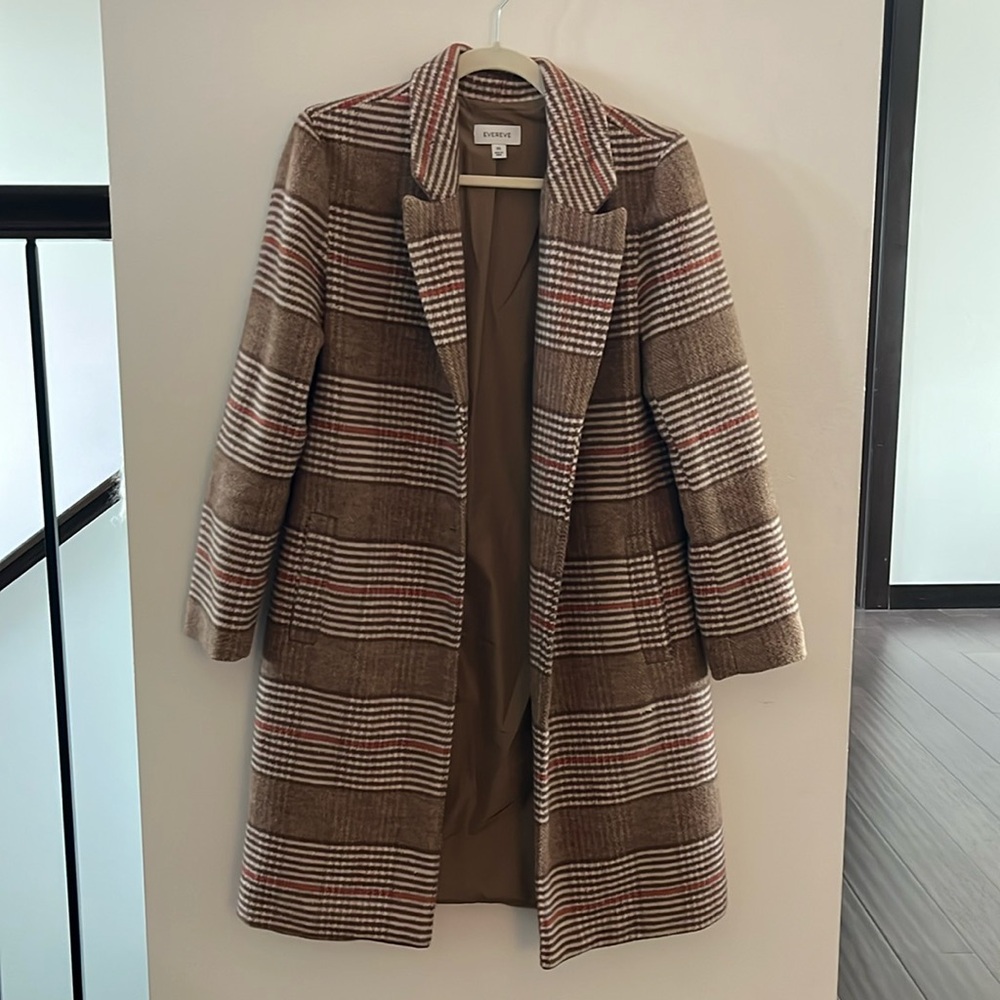 Evereve Women’s Plaid Coat